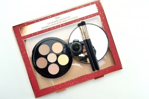 Quo Cosmetics Eye Shadow Contour Set