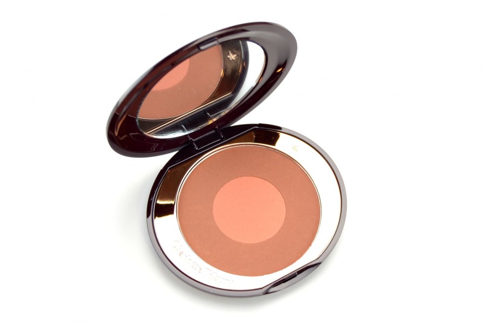 Charlotte Tilbury Cheek To Chic Swish & Pop Blusher in The Climax