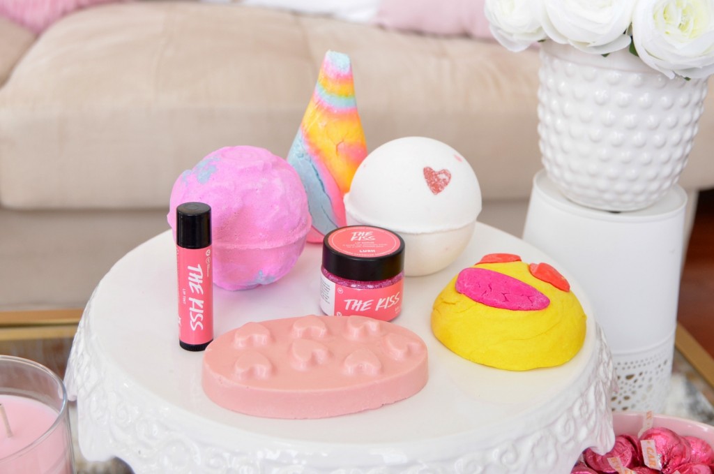 bubble bath for two, LUSH, beauty product reviews, makeup artist, makeup tips, makeup brands