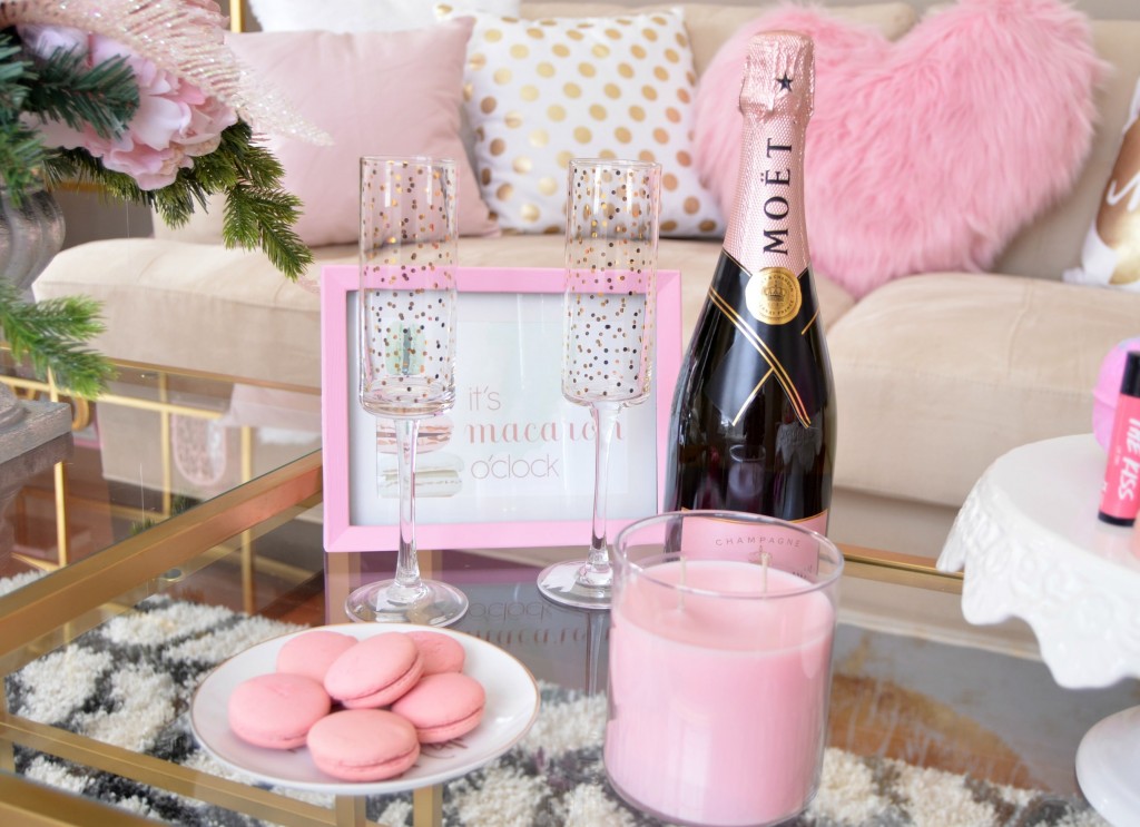 Moet, moet rose, rose wine, champange, moet canada