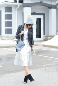 silver skirt, zara skirt, silver metallic skit, zara canada, style blog, blogger, fashion, best blogs, fashion style