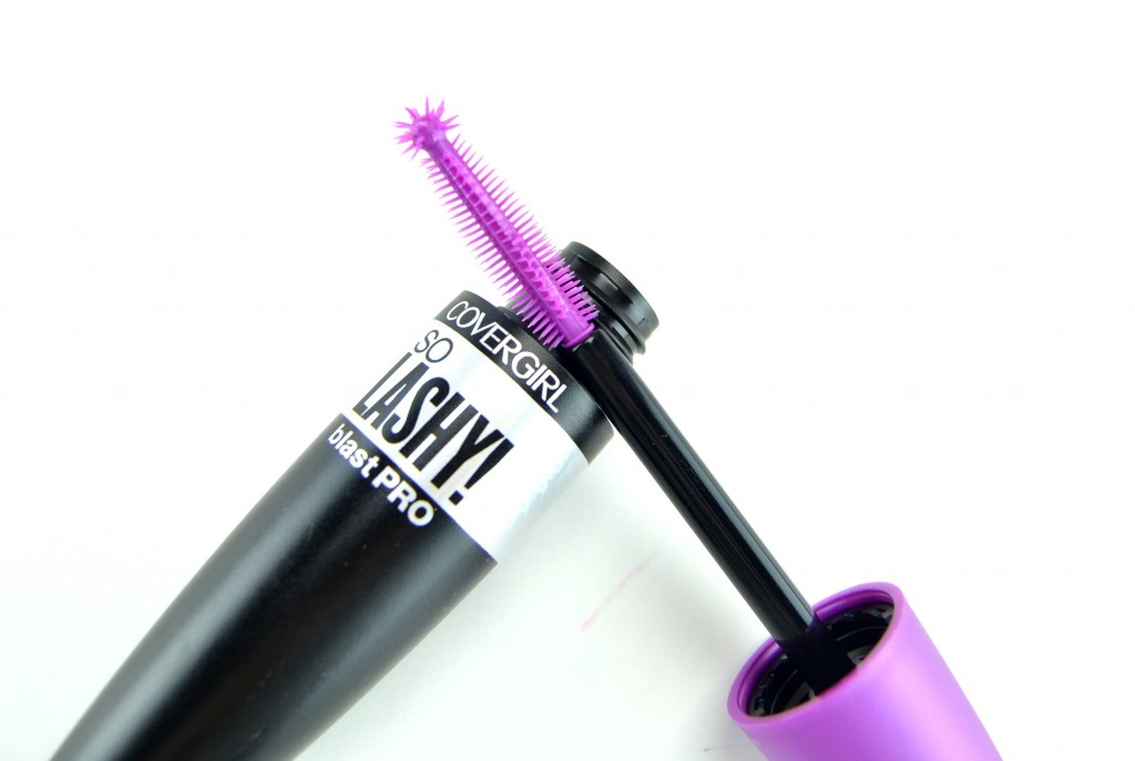 CoverGirl So Lashy! blastPRO Mascara, magazines Canada, fashionable, beauty products Canada, canadian beauty, best nail polish