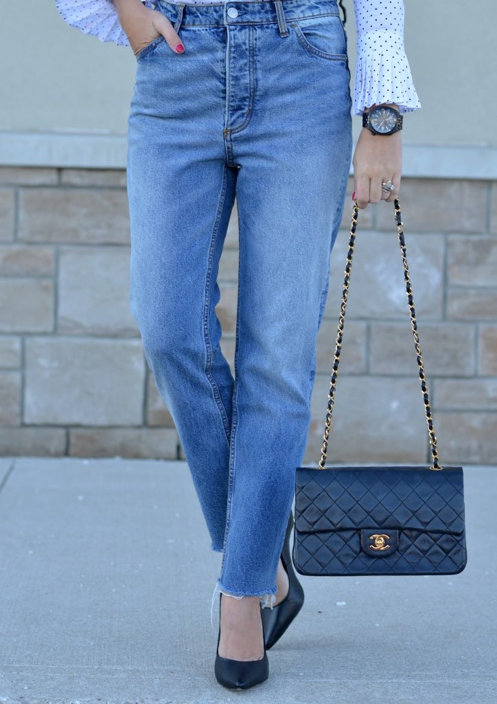 The Timeless Charm of Mom Jeans: Igniting Fashion Passion - Styles