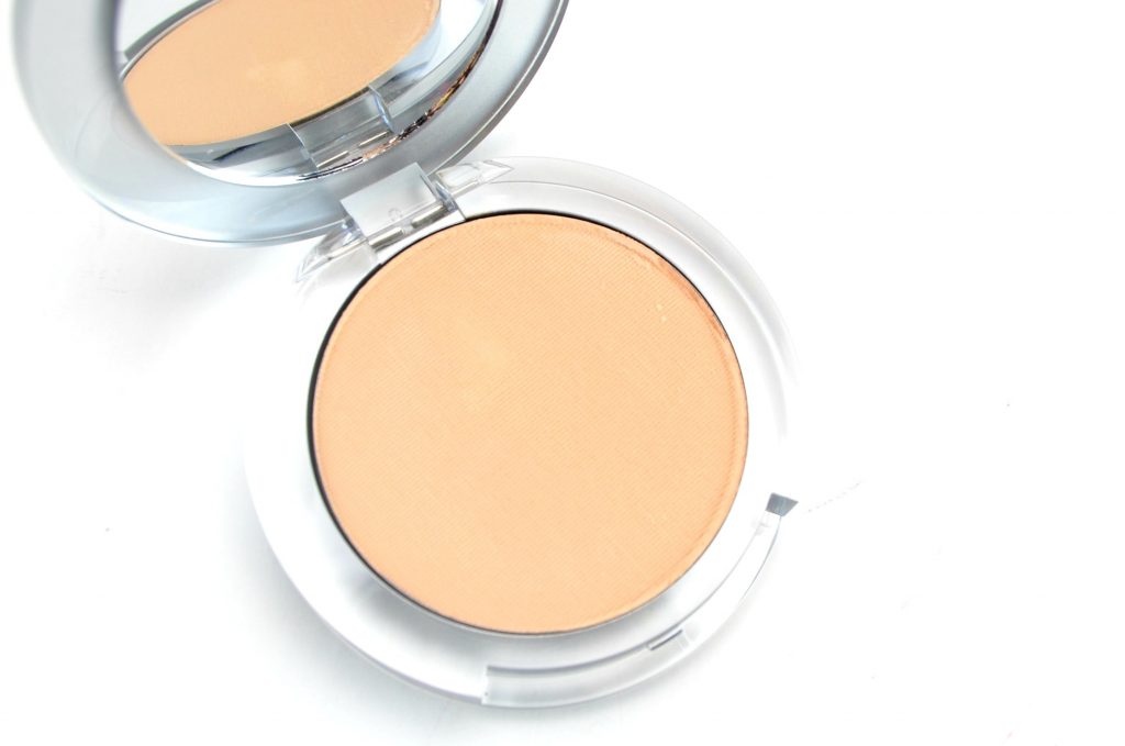 Pür 4-in-1 Pressed Mineral Powder Foundation, pur cosmetics, pur foundation, blog Toronto, blog Canada, fashion bloggers Toronto, how to start a fashion blog, hello fashion blog 