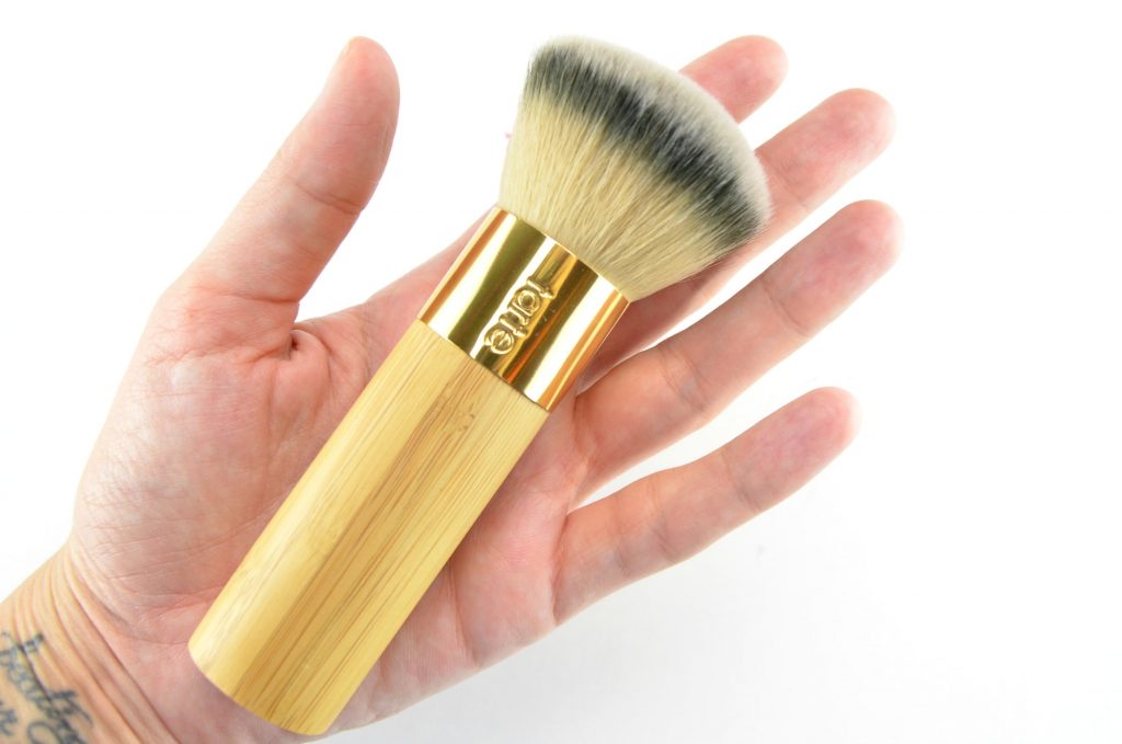 tarte Buffer Airbrush Finish Bamboo Foundation Brush, Buffer Airbrush Finish Bamboo Brush, tarte brush, blog Toronto, blog Canada, fashion bloggers Toronto, how to start a fashion blog, hello fashion blog 