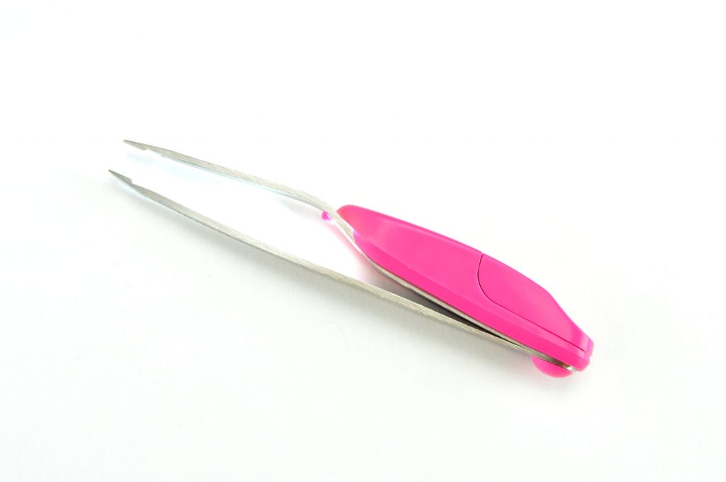 Tweezerman Expertweeze Lighted Slant Tweezer