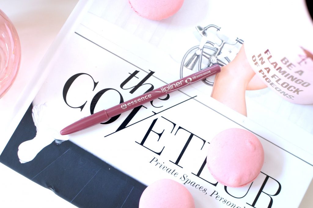 Essence Lipliner in Satin Mauve