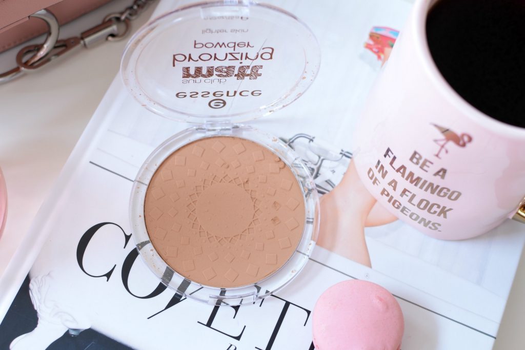 Essence Sun Club Matt Bronzing Powder