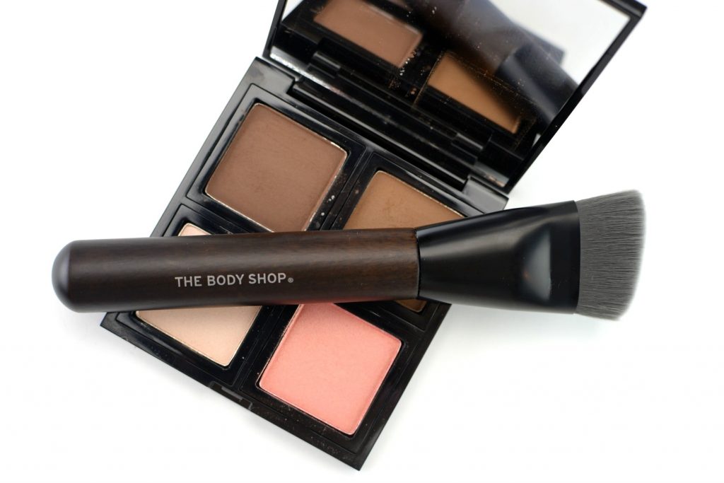 The Body Shop Contouring Brush