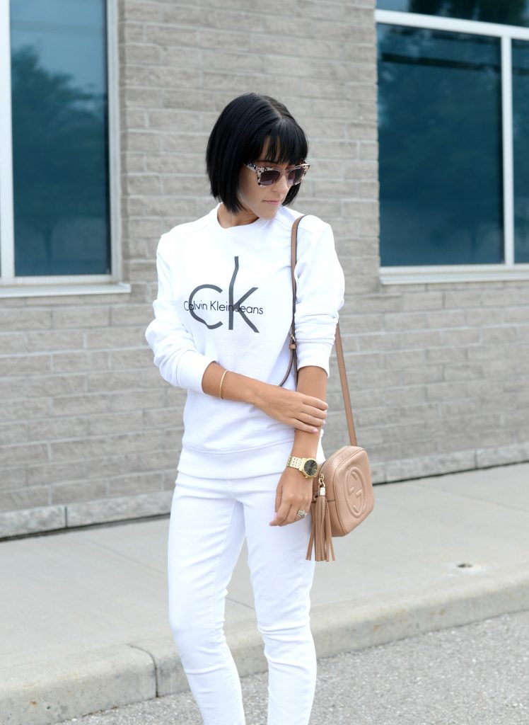 White calvin klein on sale sweater