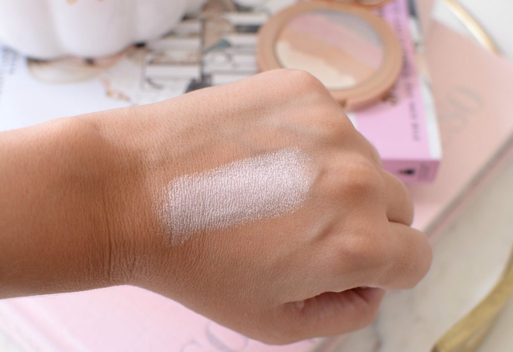 tarte Make Believe In Yourself: Spellbound Glow Rainbow Highlighter