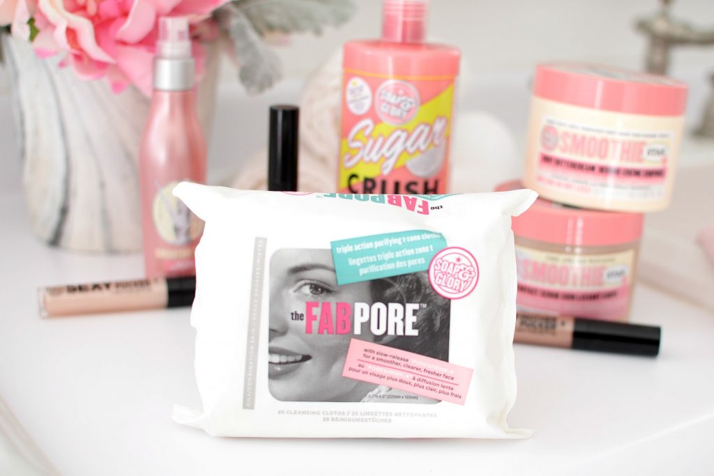 Soap & Glory the FAB PORE Triple Action Purifying T-Zone Cloths