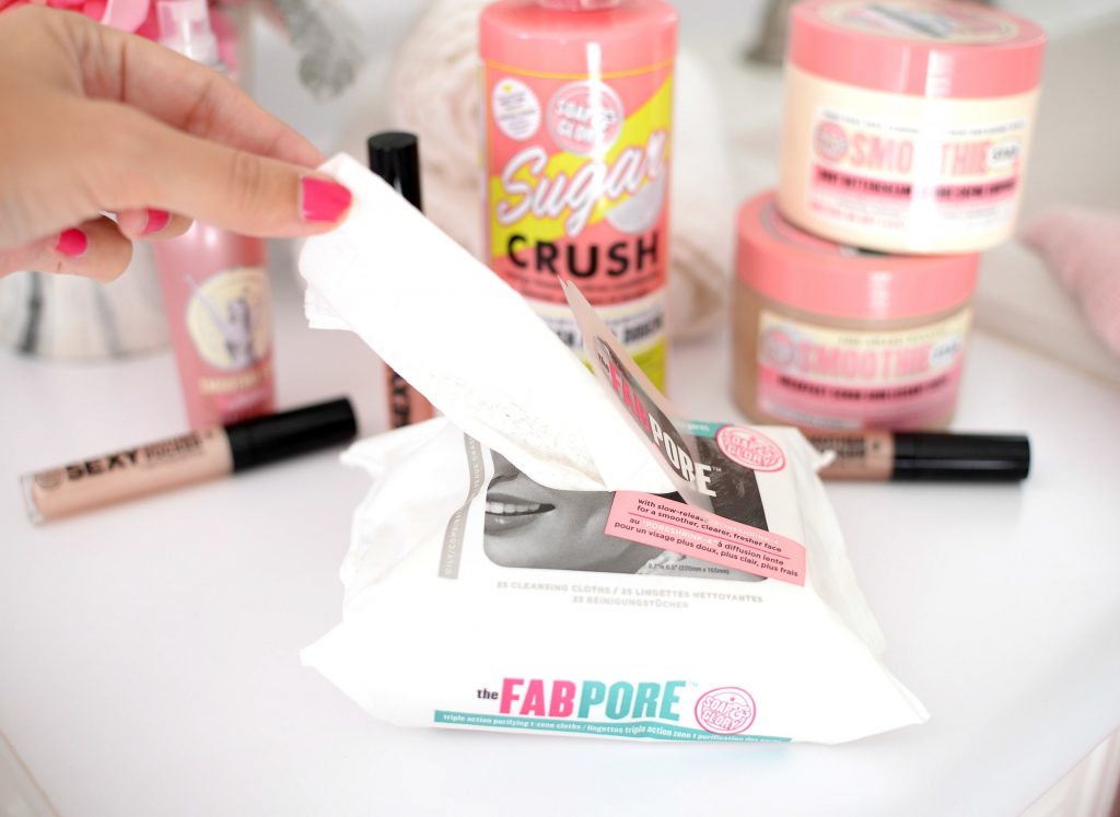 Soap & Glory the FAB PORE Triple Action Purifying T-Zone Cloths