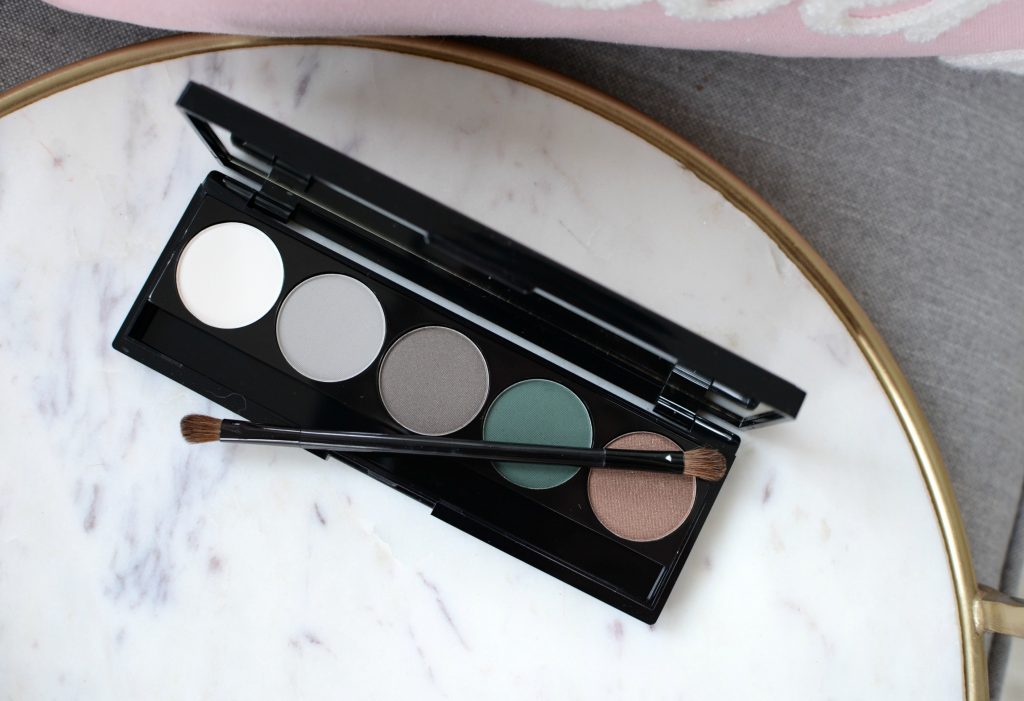 Quo Eye Shadow Palette