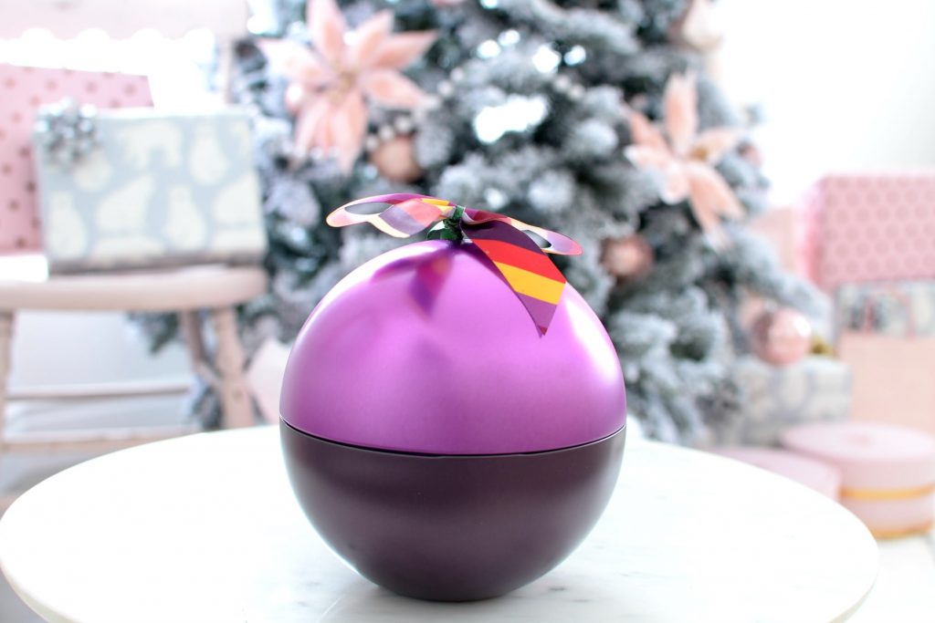 body shop Frosted Plum Festive Tin