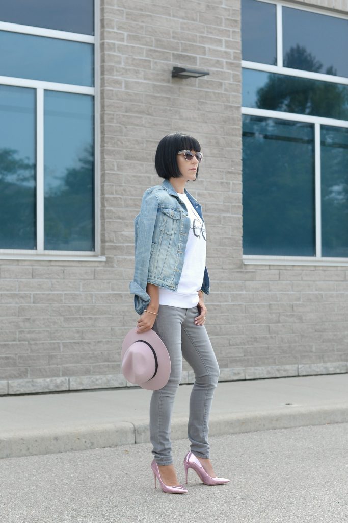 White Calvin Klein Sweater, CK Sweater, Who to wear a Logo Sweater, Toms Sunglasses, Pink Fedoa, Wittnauer Watch, Gold Watch, Denim Jacket, Gap Denim Jacket, How to style a jean jacket, how to style a denim jacket, jean jacket 