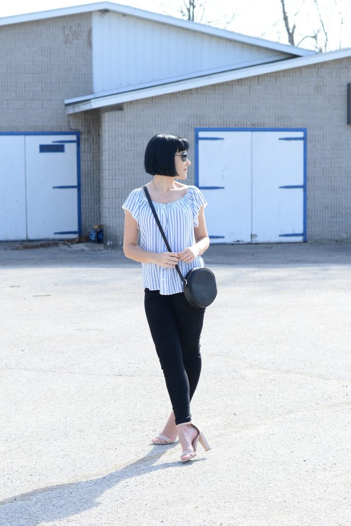 Giant Tiger, off-the-shoulder blouse, black skinny jeans, open-toed nude heels, nude sandals, black circle bag, black purse, stripped blouse, springtime blouse 