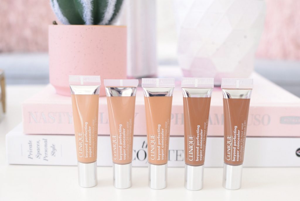 Clinique Beyond Perfecting Concealer Camouflage + 24-Hour Wear 
