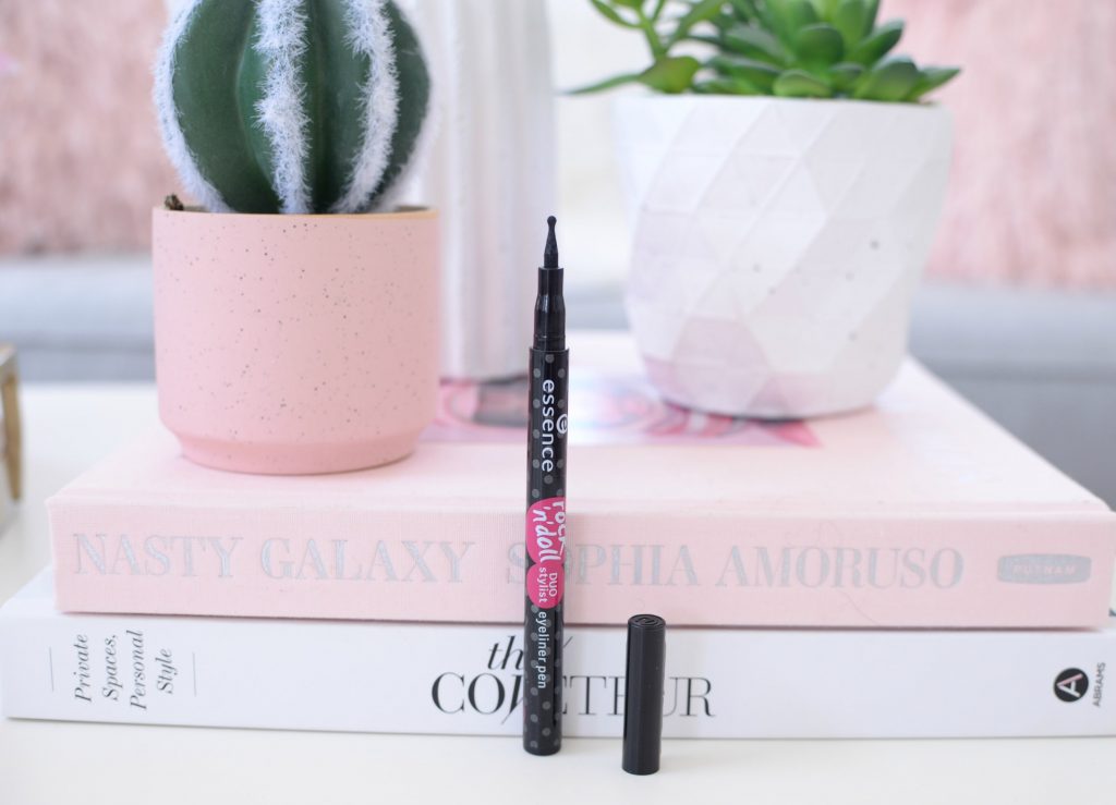 Essence Rock ‘N’ Doll Eyeliner Pen