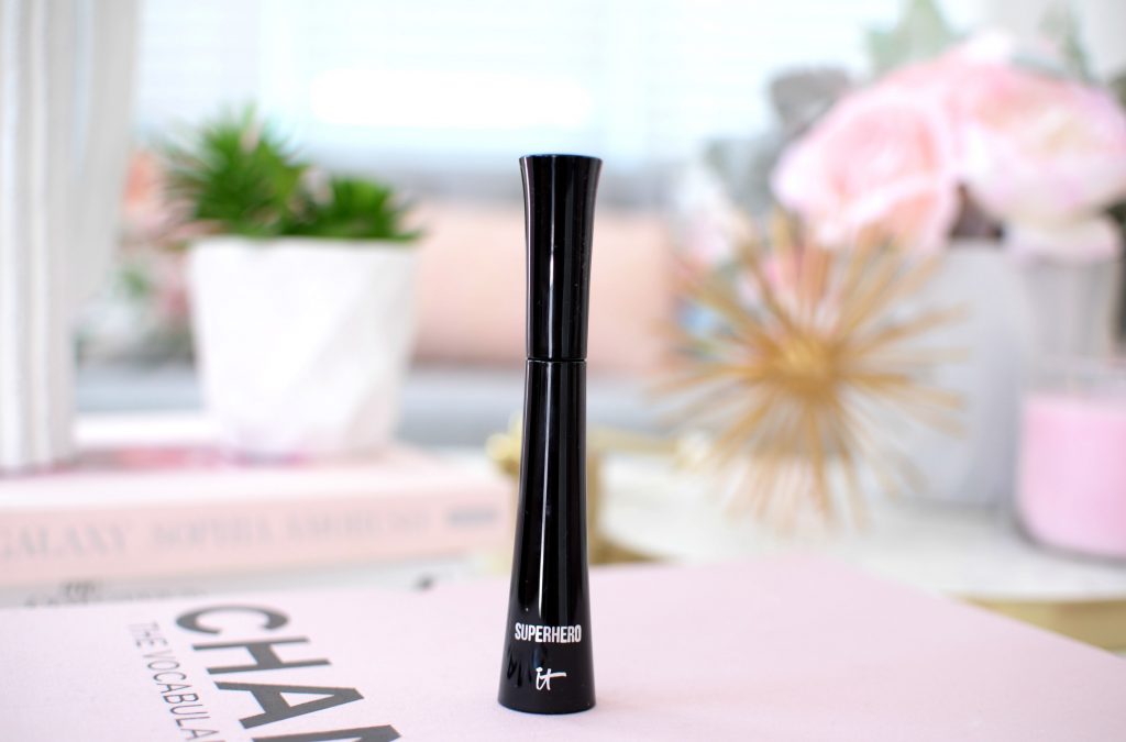 It Cosmetics Superhero Elastic Stretch Volumizing Mascara