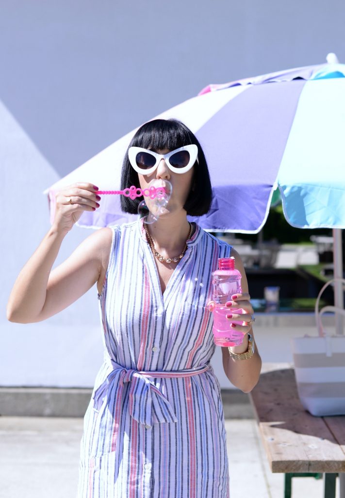 What I Wore, Gap Dress, Pinkstix Purse, Sunglasses, Zero UV, Wittnauer watch, gold watch,, Slip-On Sneakers, Le Chateau shoes 