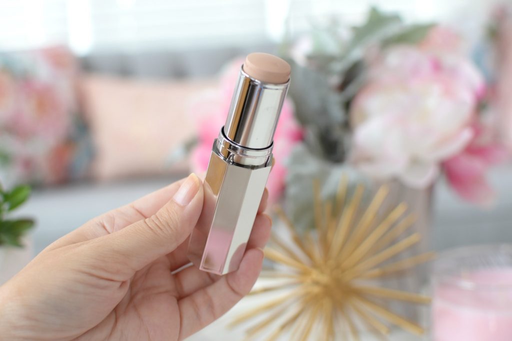 PÜR’s 4-in-1 Foundation Stick