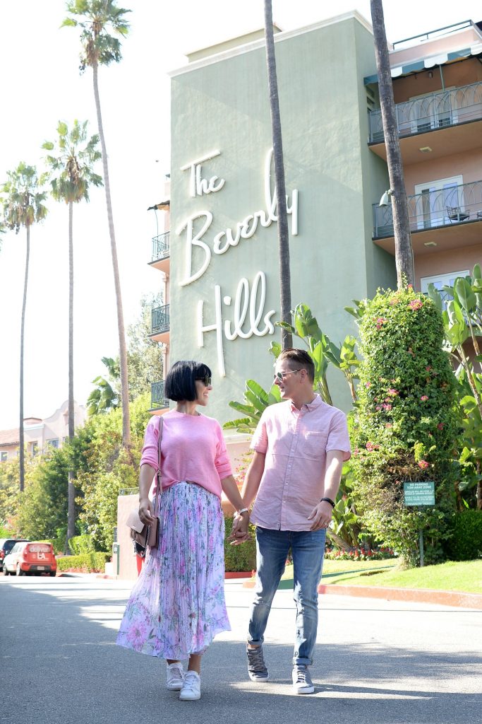 Most Instagram Worthy Places in LA, Hollywood sign, Rodeo Drive in Beverly Hill, Beverly Gardens Park, Beverly Hills Sign, The Los Angeles County Museum, Santa Monica Pier, venice beach, Paul Smith pink wall, Made in LA Sign, California Dreaming “Angel Wings”, The Ivy, The Beverly Hills Hotel