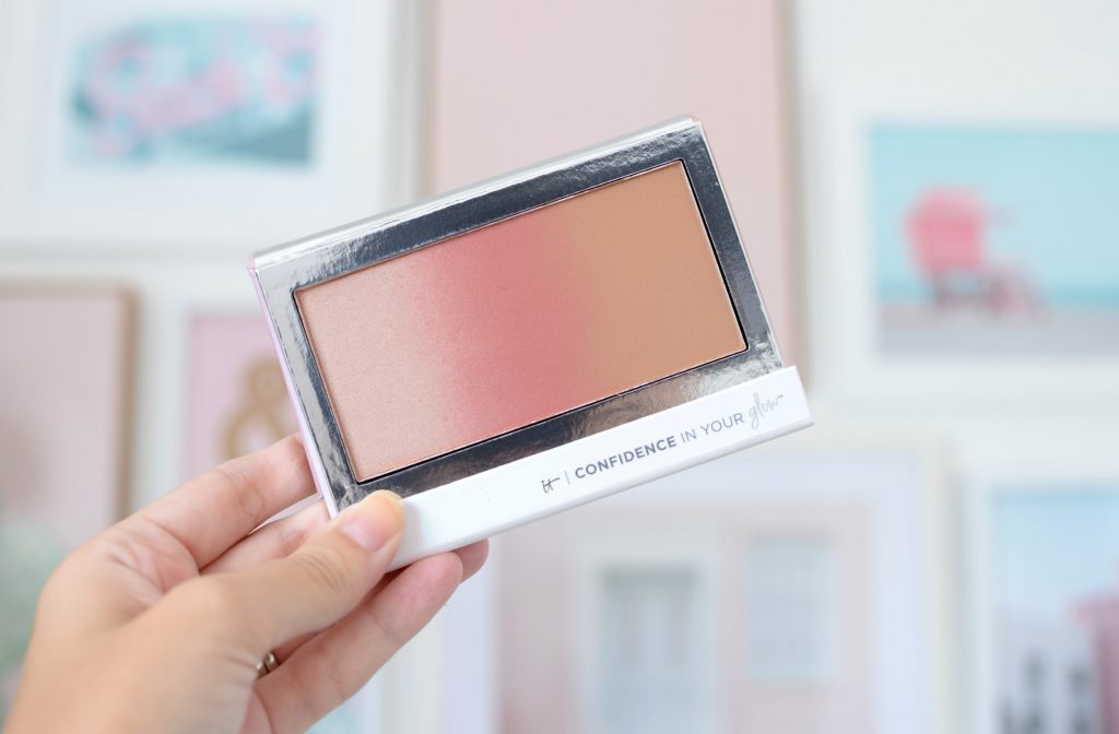 It Cosmetics Confidence in Your Glow Gradiant Blush, Bronzer & Highlight