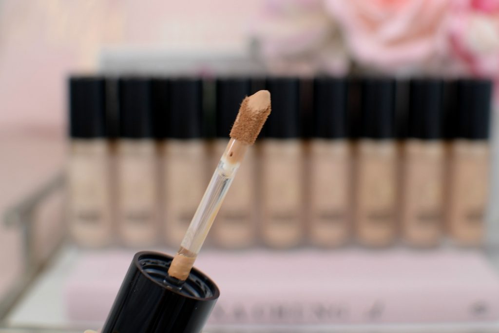 Born This Way Super Coverage Multi-Use Sculpting Concealer