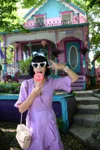 Grimsby Historic Beach, Colourful Homes, Alice in Wonderland Homes, Gingerbread homes, Grimsby Homes