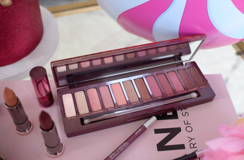 Urban Decay Cherry Eyeshadow Palette