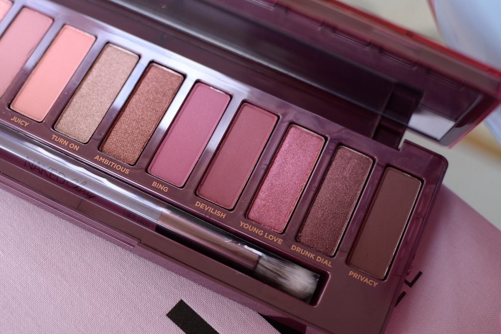 Urban Decay Cherry Eyeshadow Palette