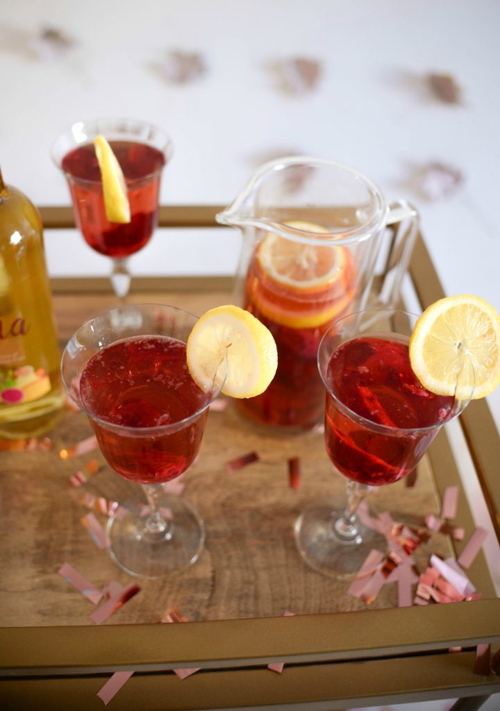 XOXO Pinot Grigio Sangria