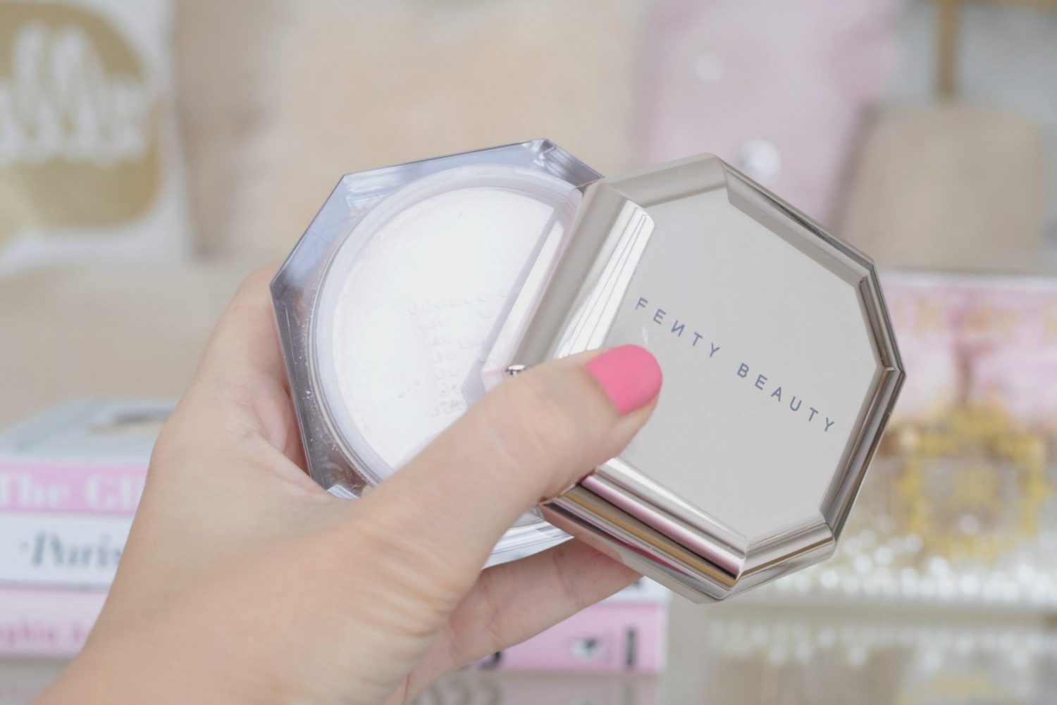 Fenty Beauty Pro Filt'r Instant Retouch Setting Powder 