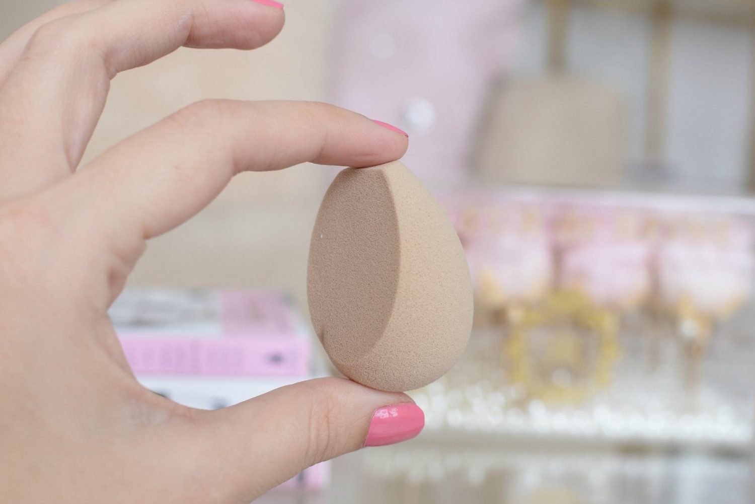 Fenty Beauty Precision Makeup Sponge 100