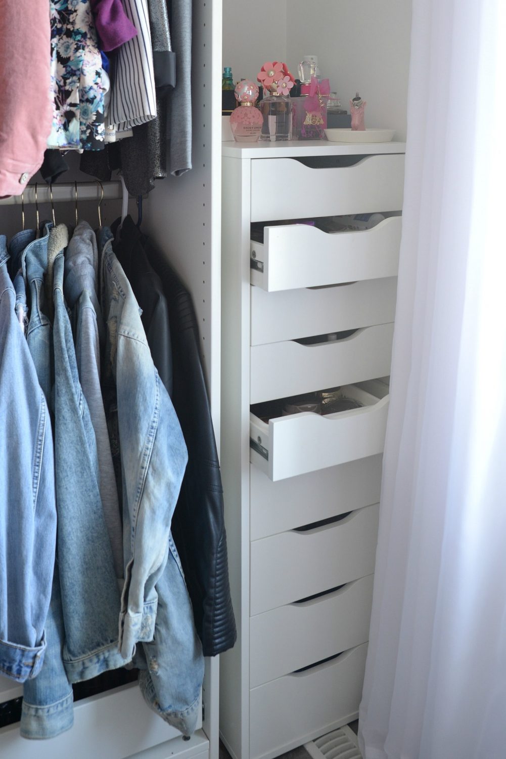 IKEA PAX Wardrobe Walk-In Closet (28)