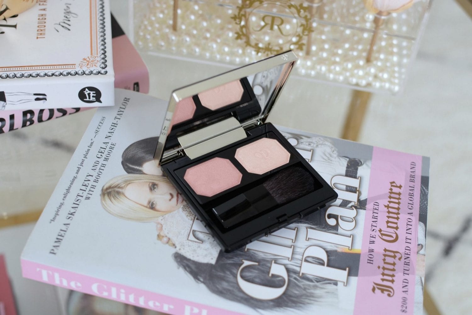 Soft Romantic Pink Makeup Look featuring Cle de Peau (10)