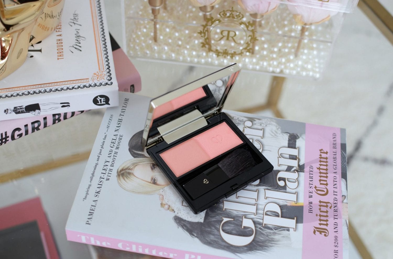 Soft Romantic Pink Makeup Look featuring Cle de Peau (18)