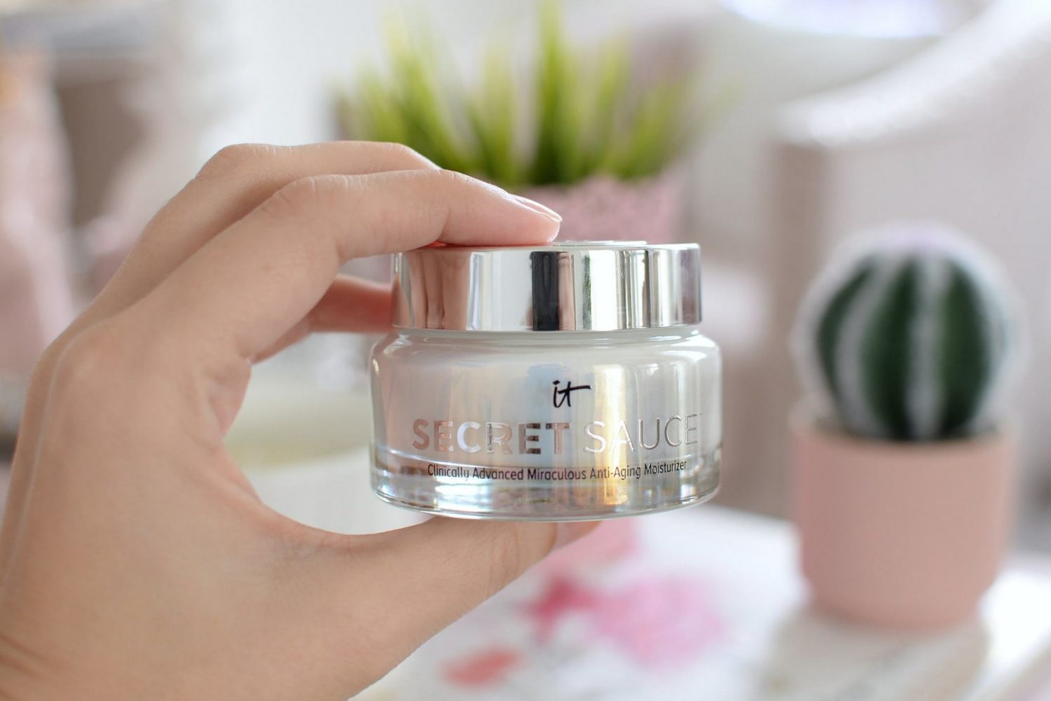 It Cosmetics Secret Sauce Anti-Aging Moisturizer