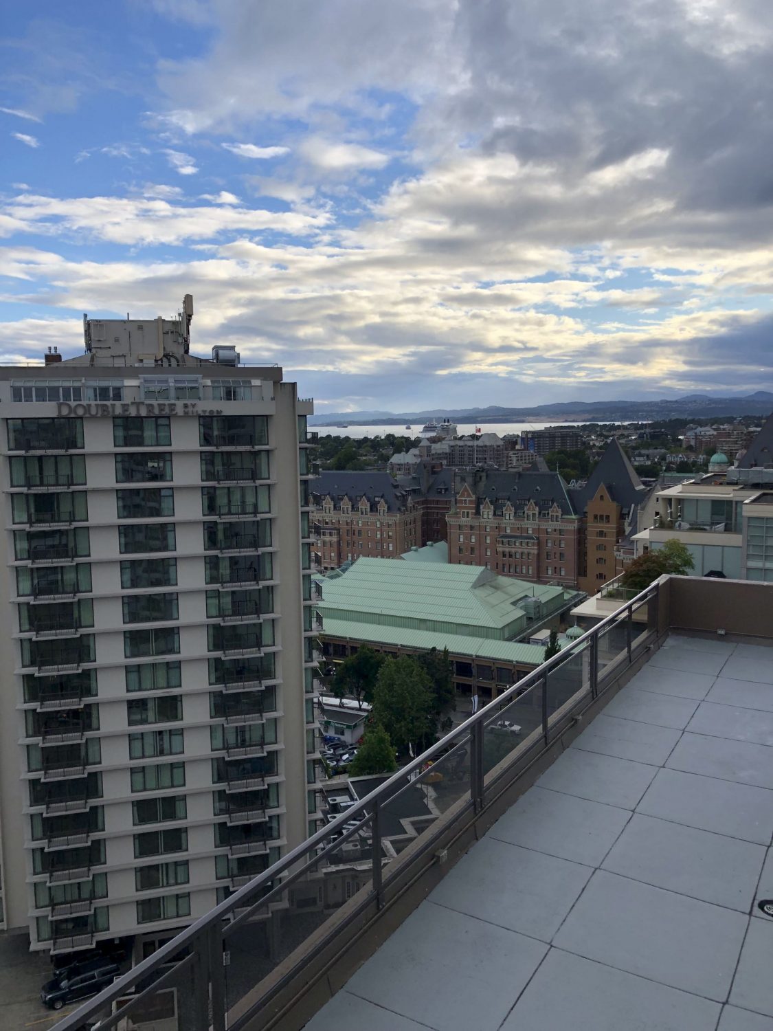 Penthouse Suite At Chateau Victoria, chateau victoria, top hotels in Victoria BC, hotel victoria BC 