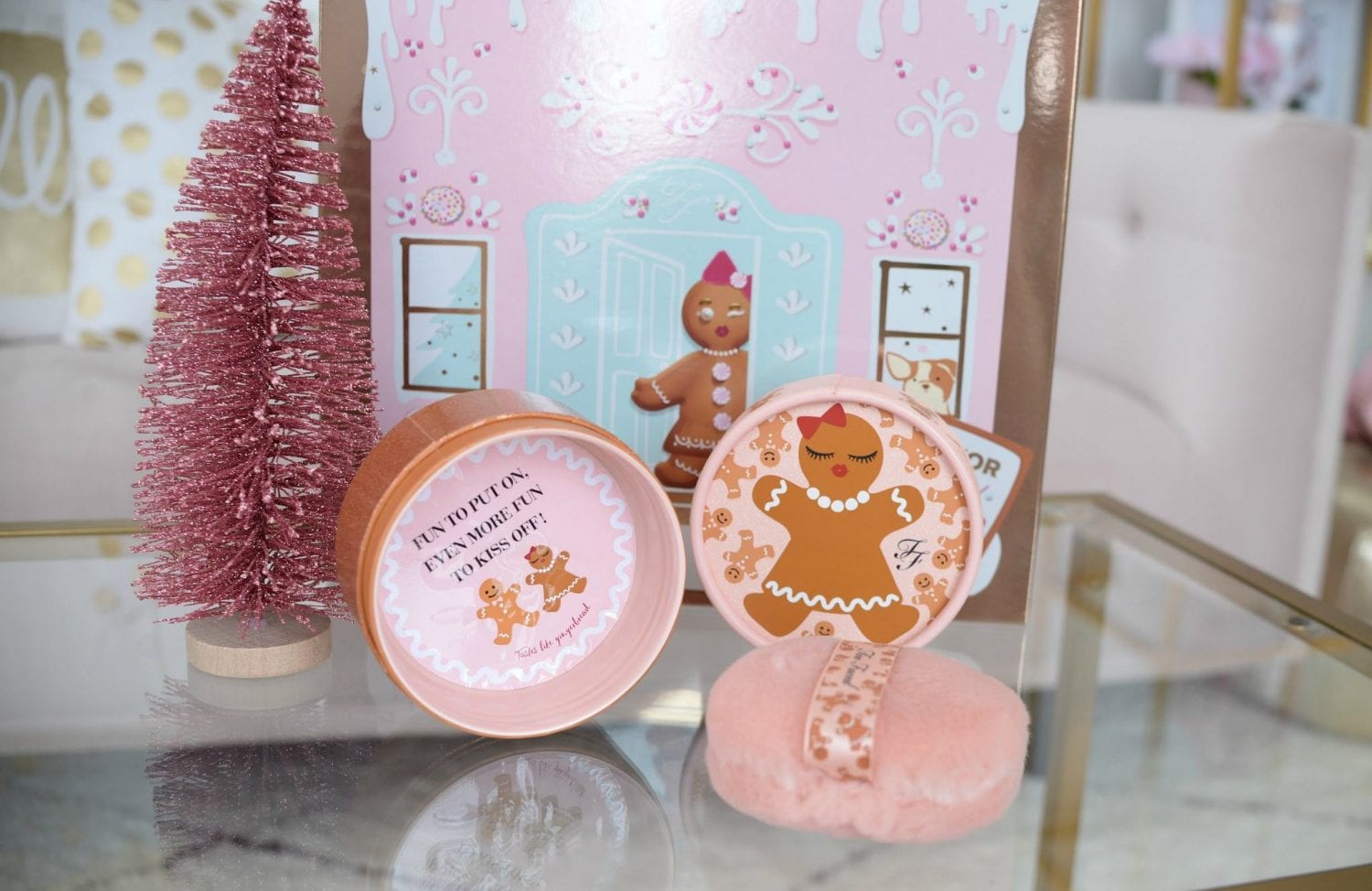 Too Faced Gingerbread Sugar Kissable Body Shimmer