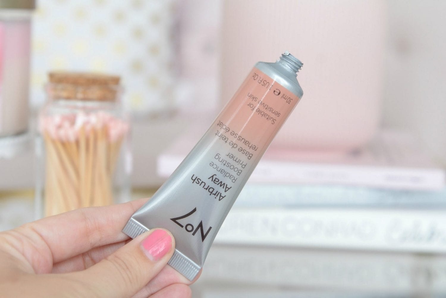 No7 Airbrush Away Radiance Boosting Primer