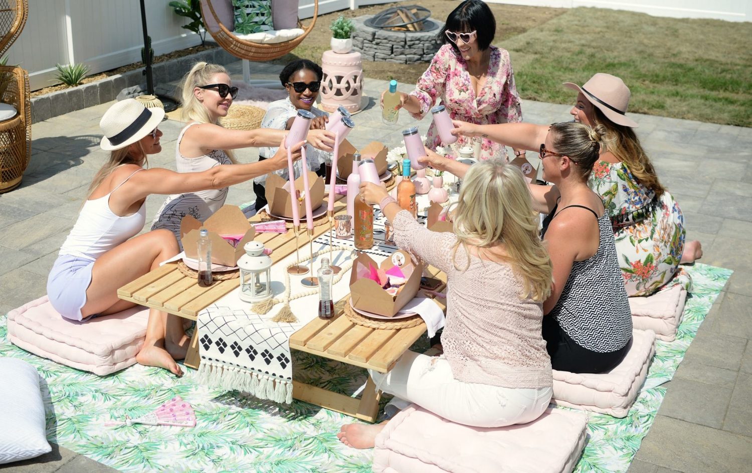 Guide to Hosting the Ultimate Boho Picnic