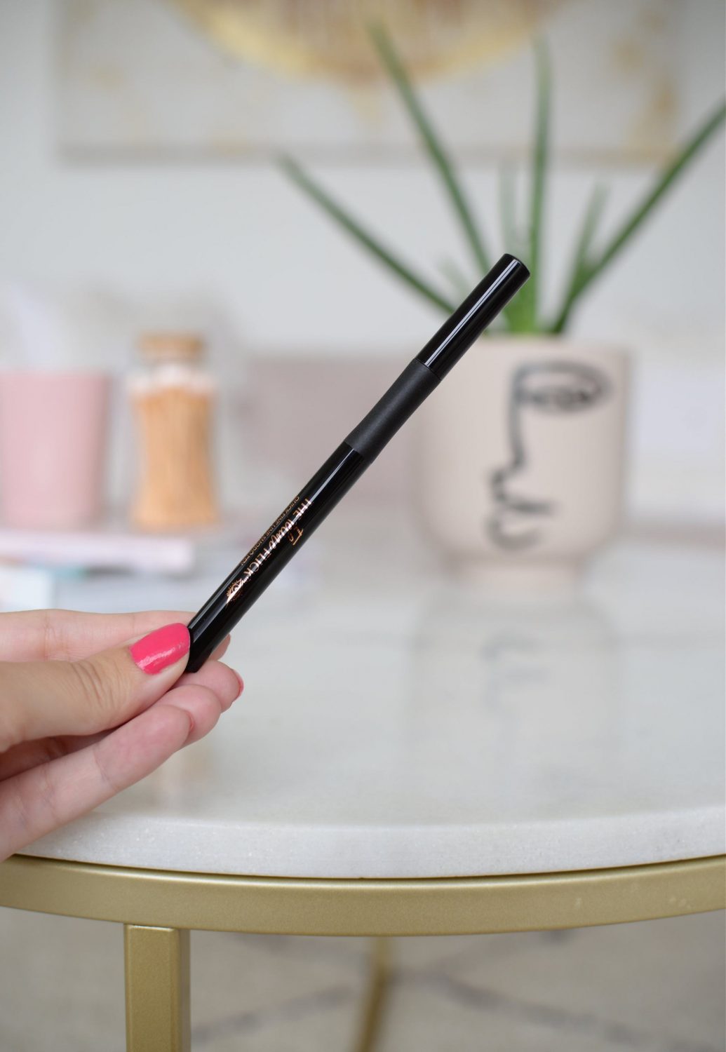 Charlotte Tilbury The Feline Flick Quick Fine Line Shodo Eyeliner Pen 