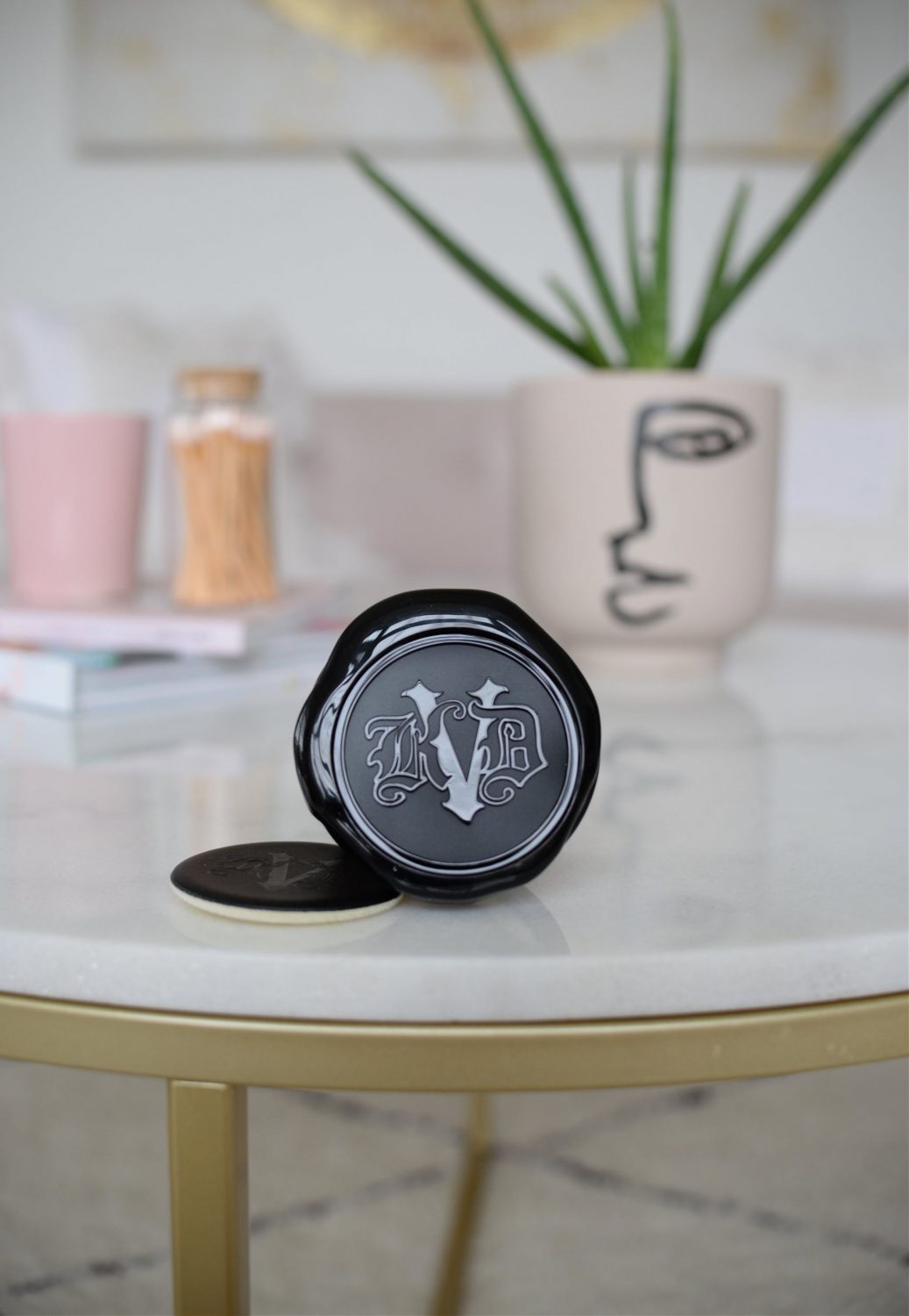 KVD Beauty Lock-It Blotting Powder