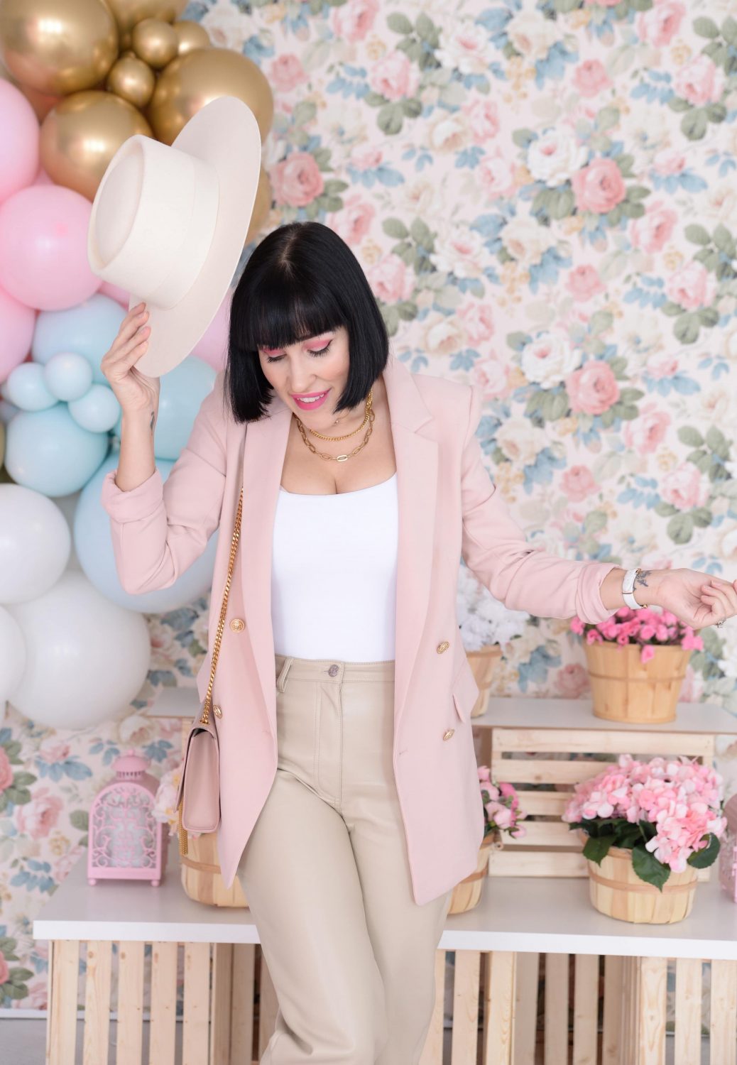 5 Ways to Wear Leather Pants This Spring – The Pink Millennial